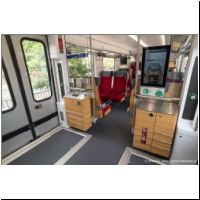 Innotrans 2018 - Stadler Flirt SOB innen 09.jpg